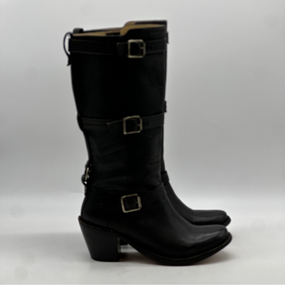 Frye Carmen Leather Boots. Size 7